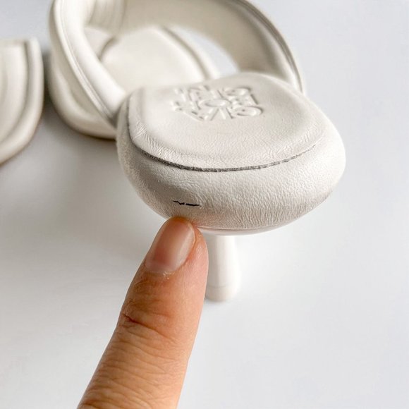 Gia Borghini Puffy Strap Thong Sandals Ivory White Size 38 - Picture 6 of 9